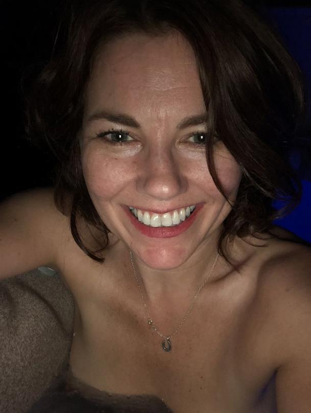 Nary - Escort girl à Uccle Profil de Nary, 42 ans, Escort girl à Uccle (Bruxelles-Capitale)